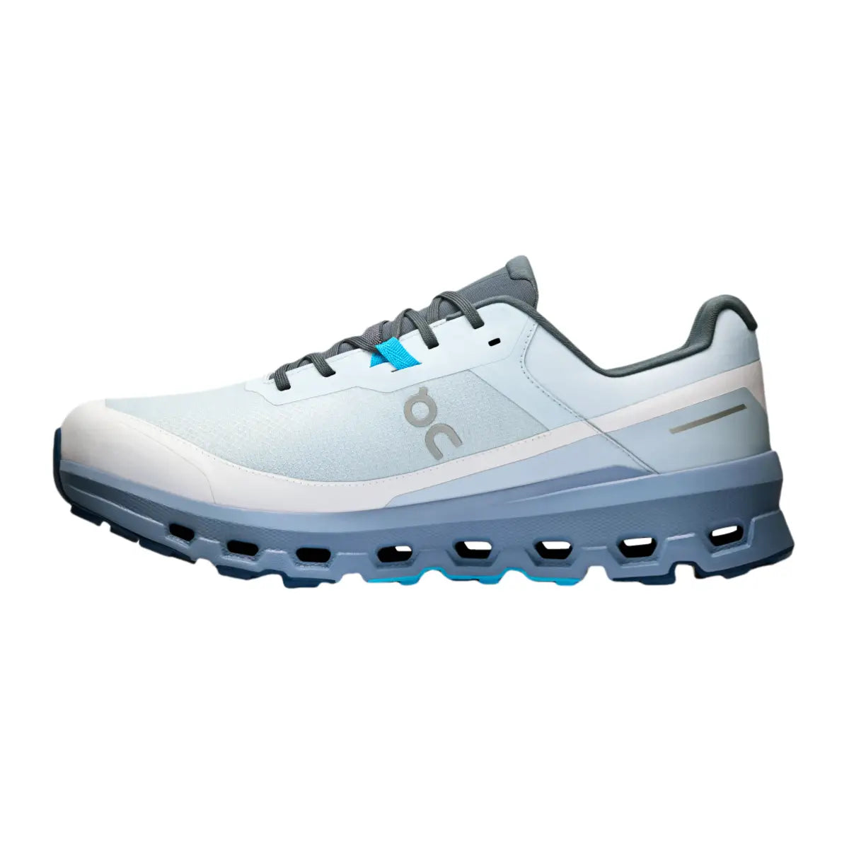 حذاء رياضي Cloudvista 2 المقاوم للماء للرجال من Arctic | Chambray