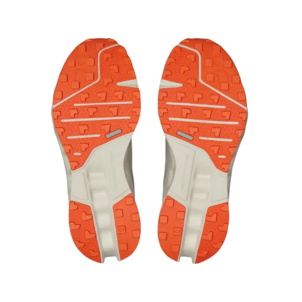 حذاء رياضي Cloudsurfer Trail للسيدات من Fossil|lvory